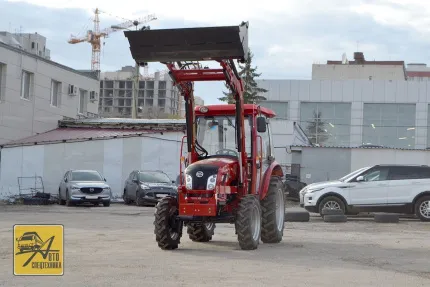 Трактор Dongfeng DF-504 с погрузчиком FEL-500