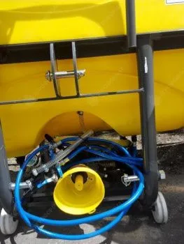 Опрыскиватель навесной CLASS 600 (BADILLI)